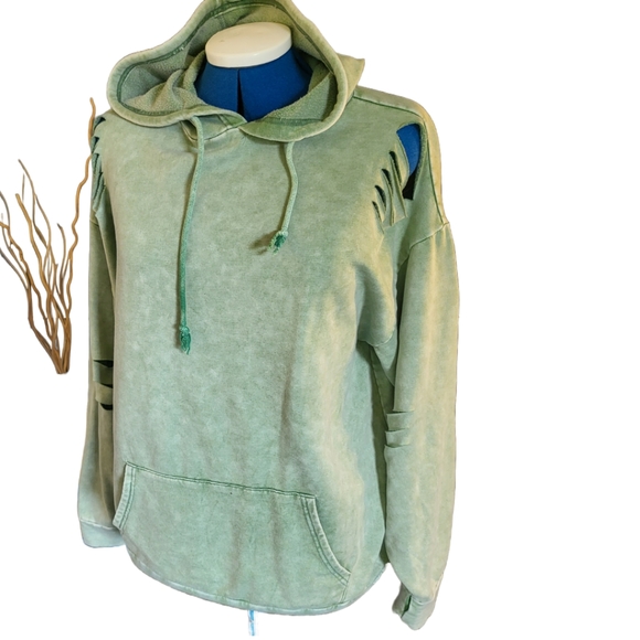 Gilded Intent Mineral Wash Green Distressed Cut Lightweight Hoodie in M ~Worn 1x - Picture 4 of 6